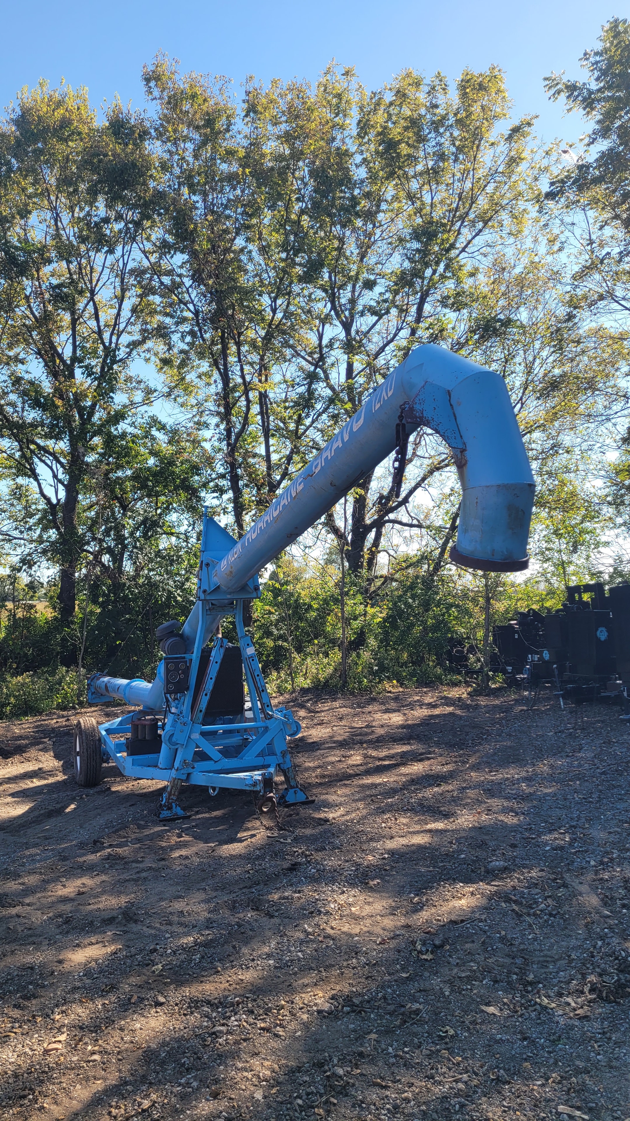 Diesel pump trailer